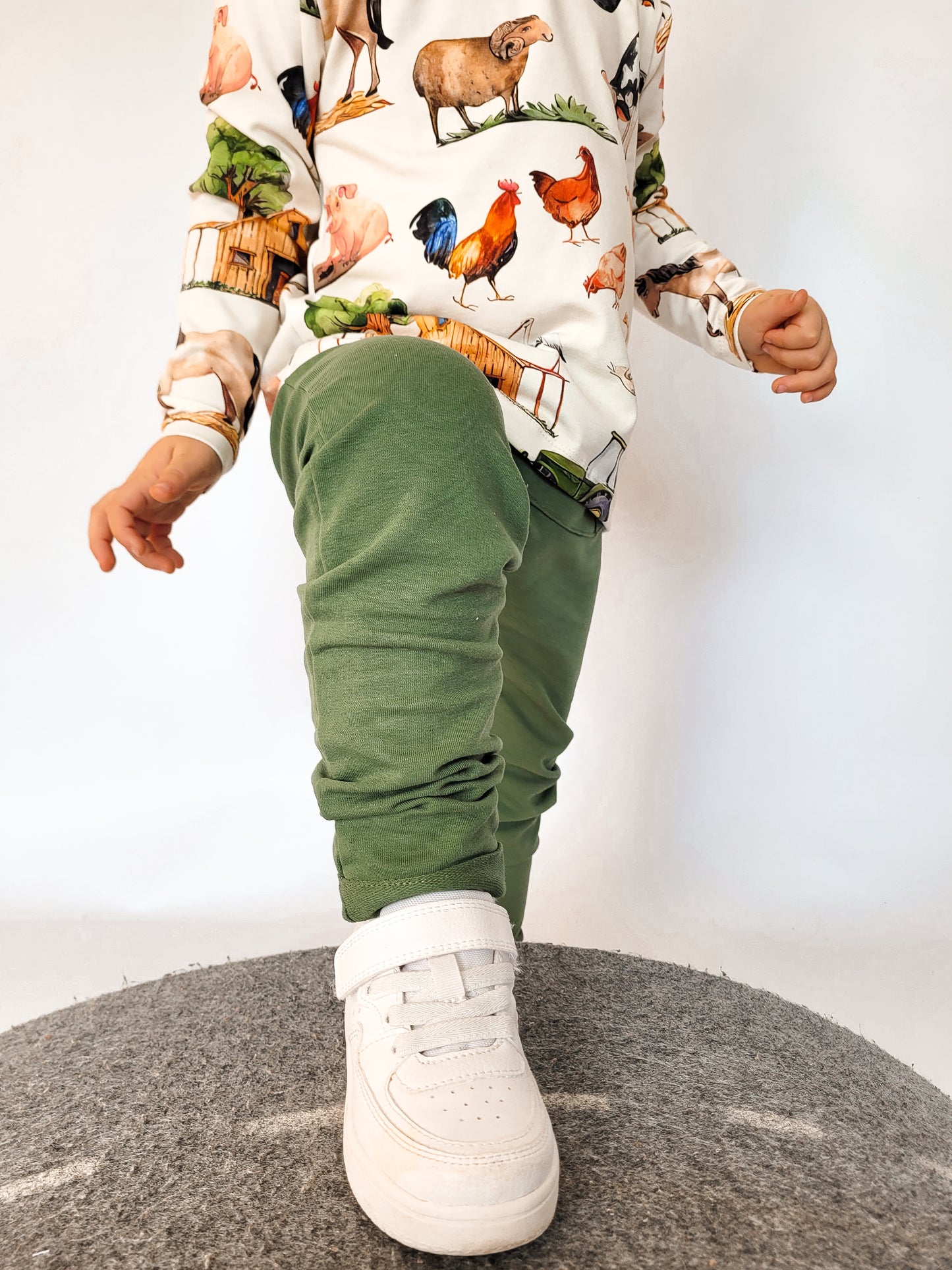 Reliable olive pants