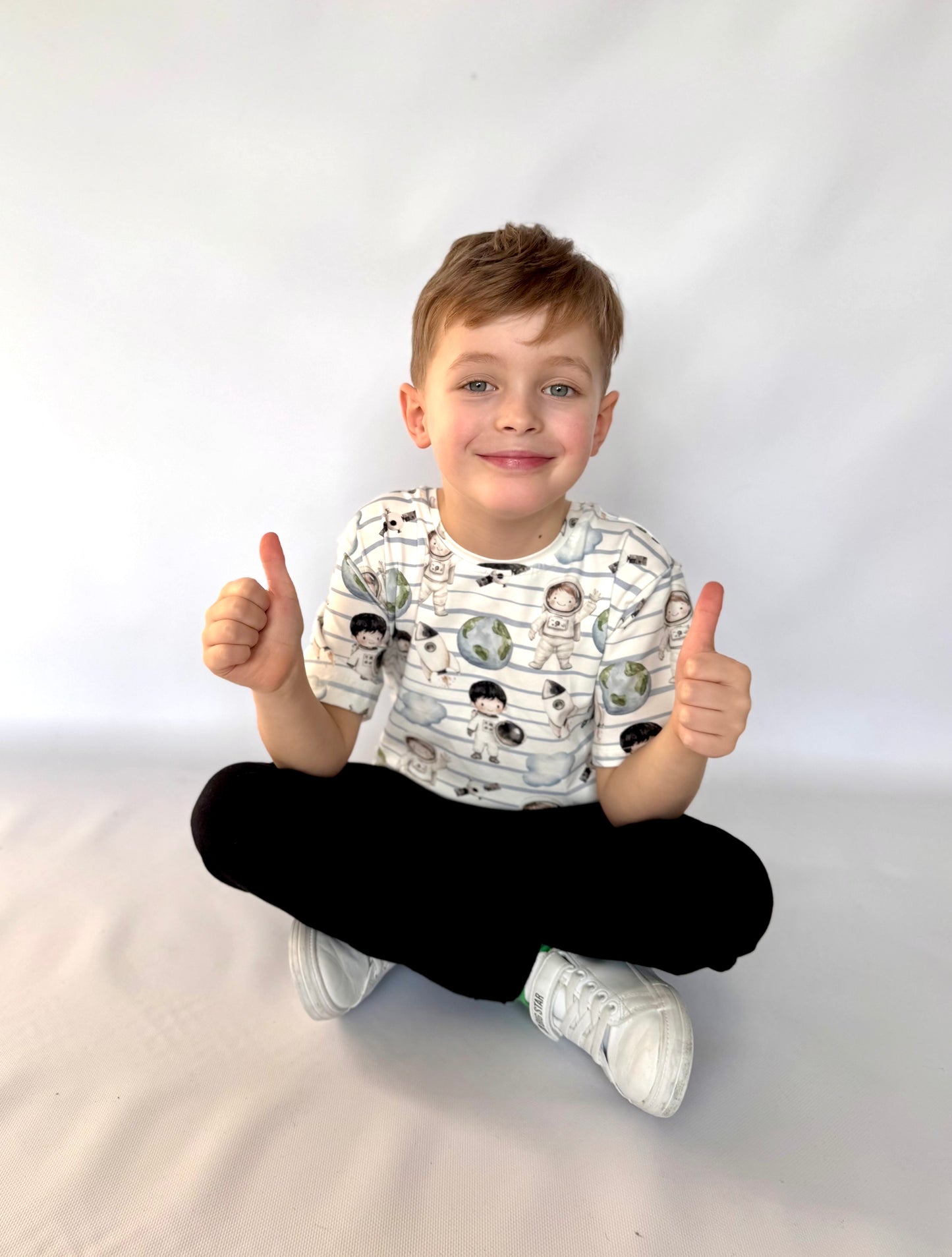 T-shirt Astronauci