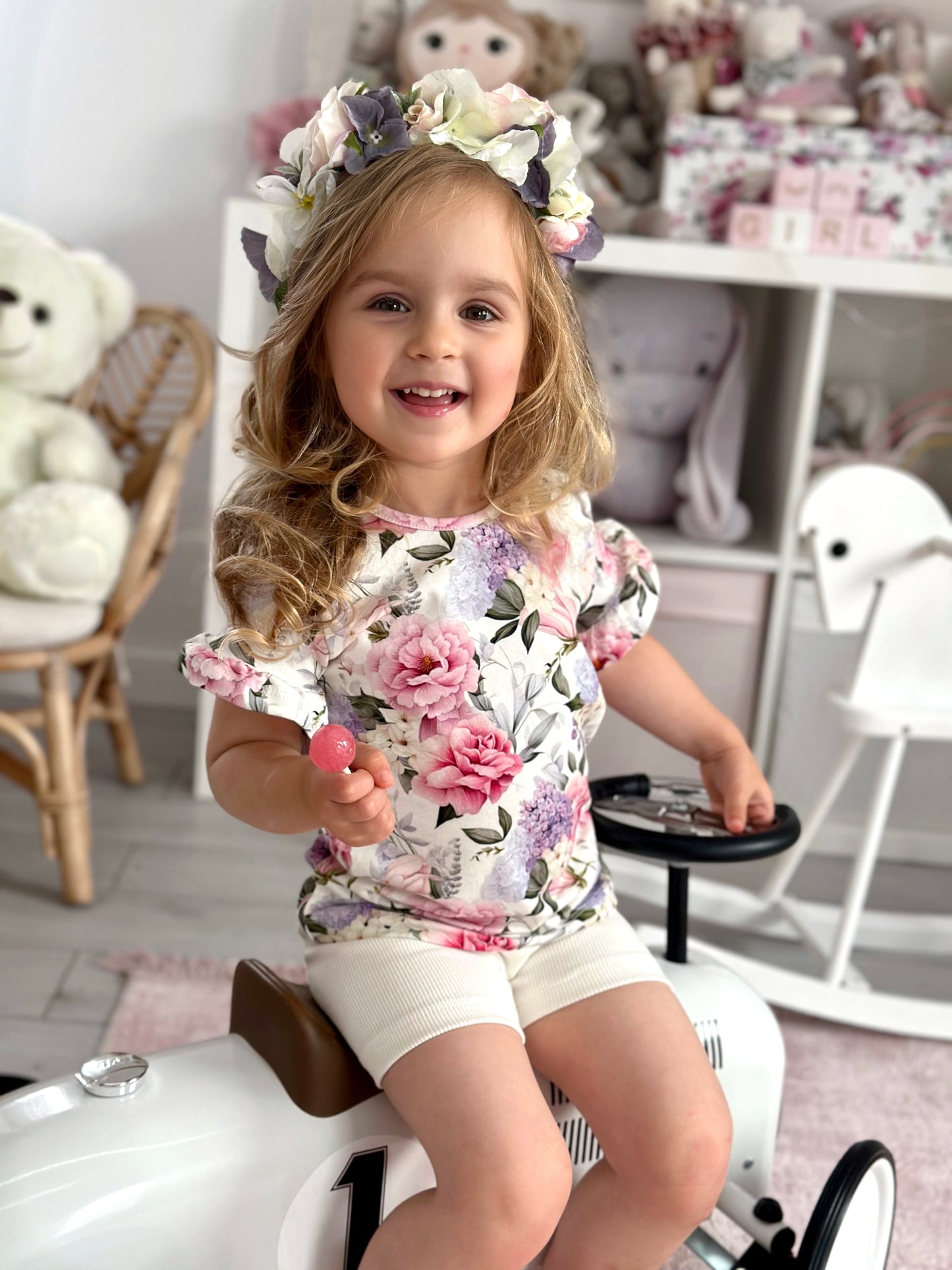 T-shirt Peonie i Bez