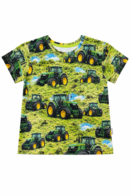 T-shirt Traktor w Trawie