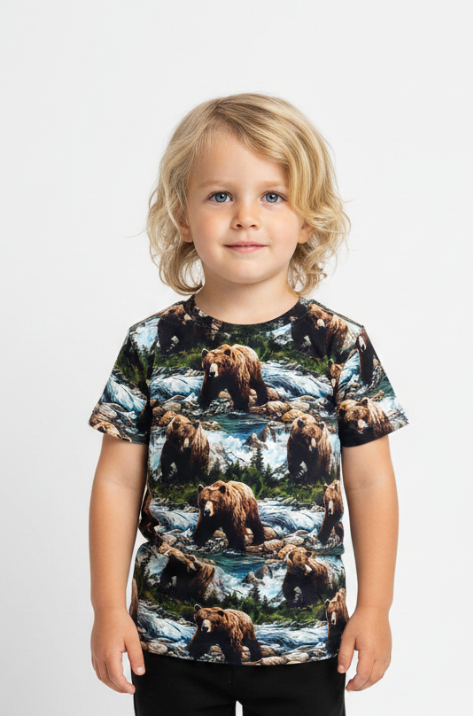 T-shirt Bear in the Wild