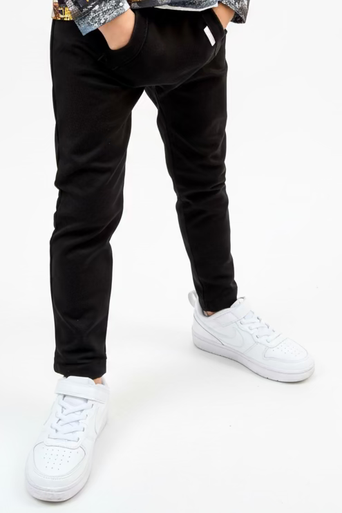 Reliable black trousers